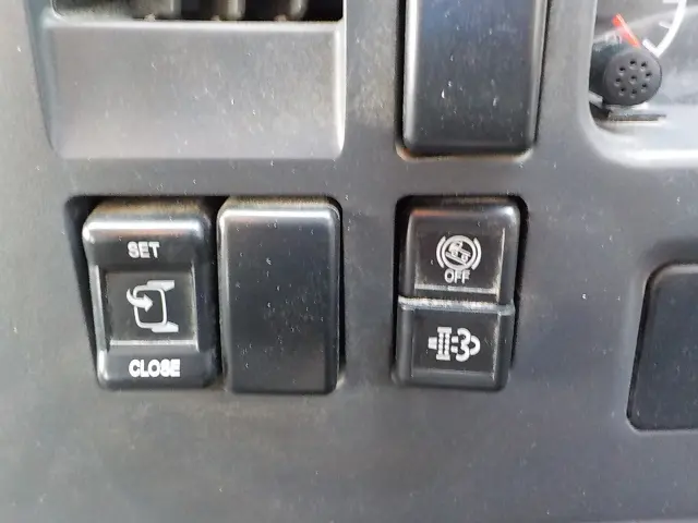 いすゞ フォワード TKG-FRR90S2(2WD)の写真46