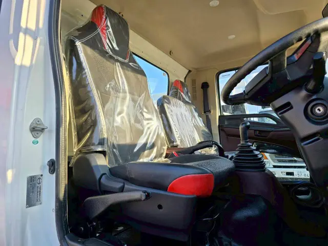 日野 レンジャー 2KG-FC2ABA(2WD)の写真29