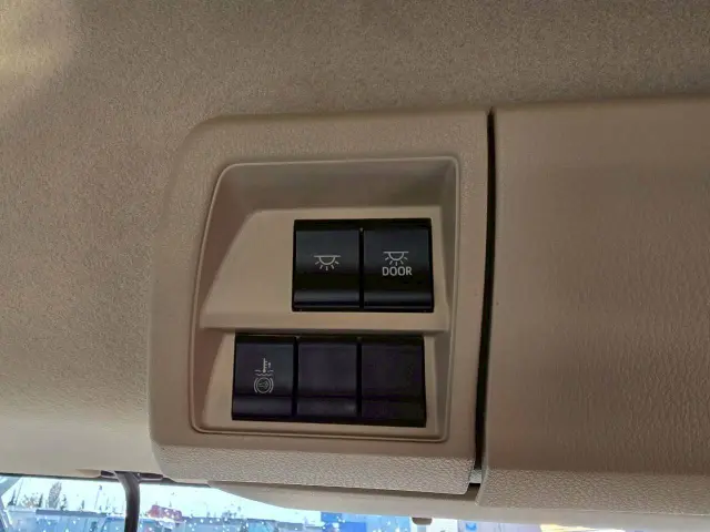 日野 レンジャー 2KG-FC2ABA(2WD)の写真40