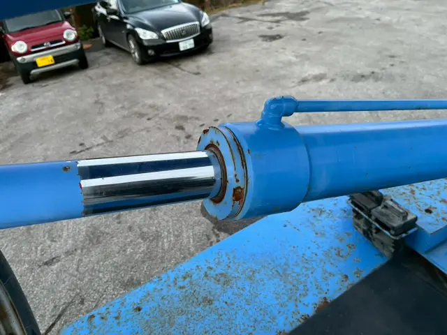 いすゞ エルフ PB-NKR81Nの写真20