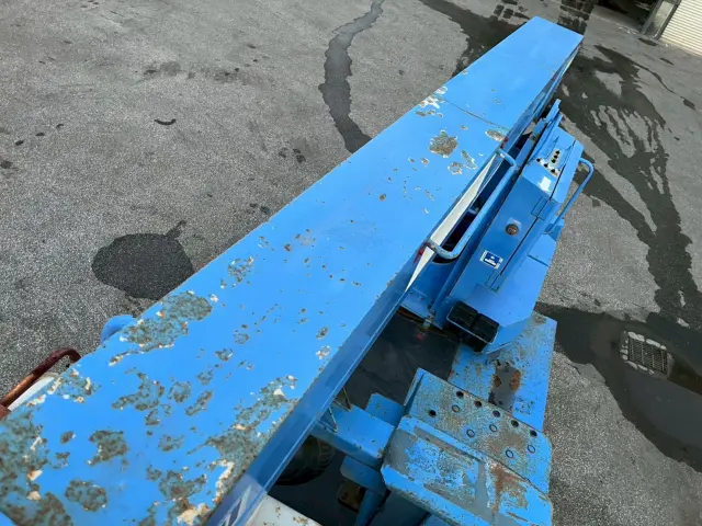 いすゞ エルフ PB-NKR81Nの写真21