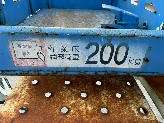 いすゞ エルフ PB-NKR81Nの写真25