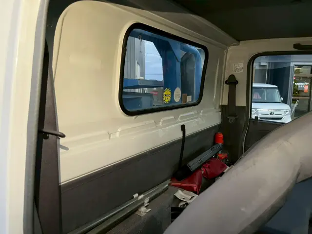 いすゞ エルフ PB-NKR81Nの写真30