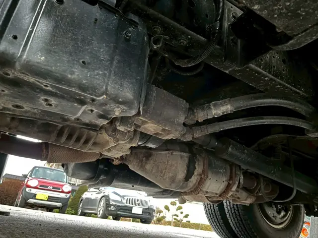 いすゞ エルフ PB-NKR81Nの写真40