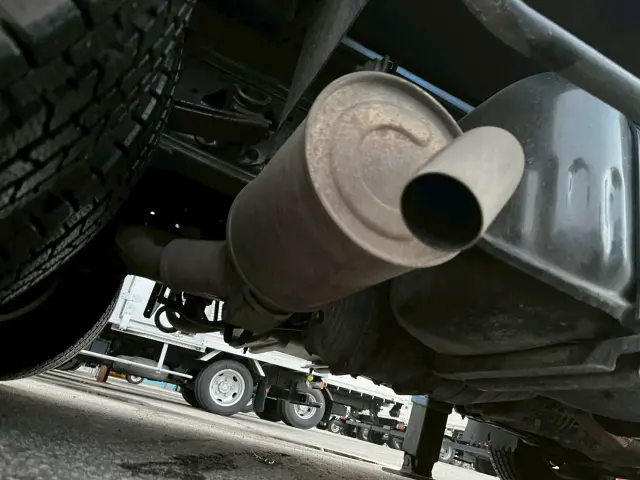 いすゞ エルフ PB-NKR81Nの写真42