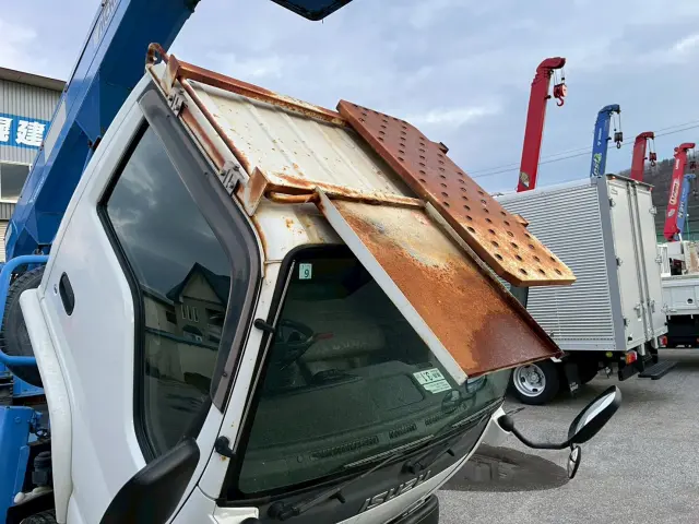 いすゞ エルフ PB-NKR81Nの写真48