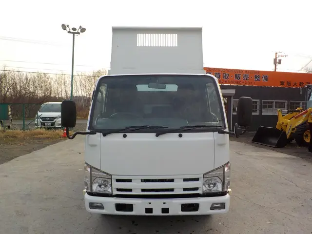 いすゞ エルフ TKG-NKR85AN(2WD)の写真2