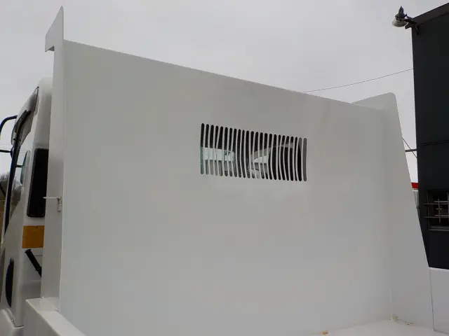 いすゞ フォワード TKG-FRR90S2(2WD)の写真13