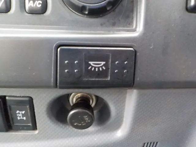 いすゞ フォワード TKG-FRR90S2(2WD)の写真40