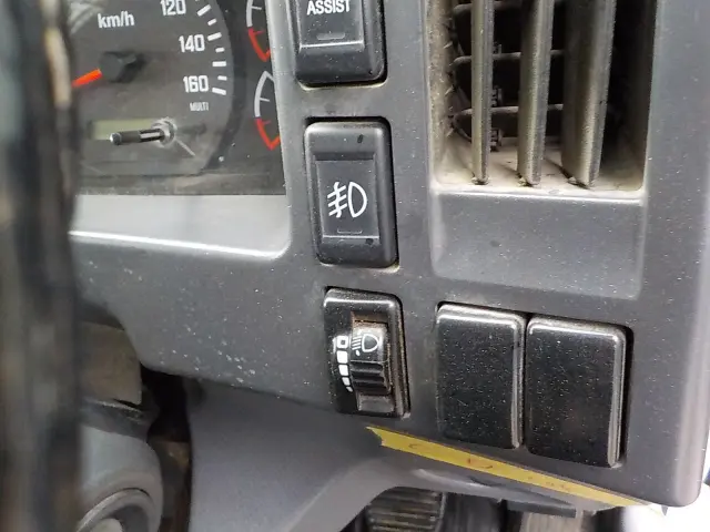 いすゞ フォワード TKG-FRR90S2(2WD)の写真44