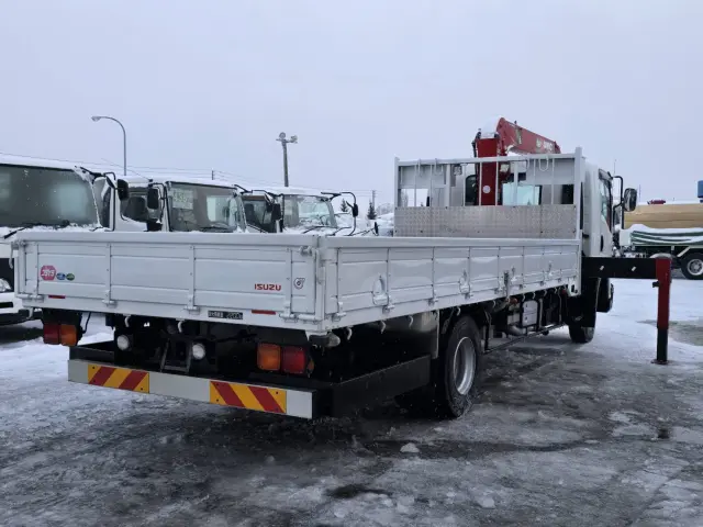 いすゞ フォワード 2RG-FRR90S2(2WD)の写真8