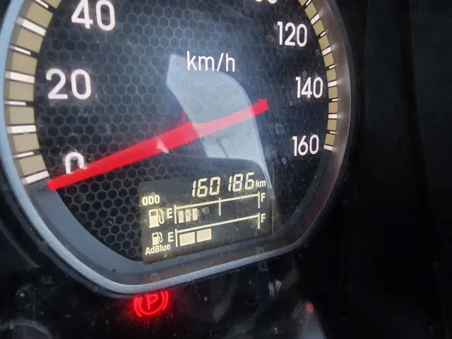 いすゞ フォワード 2RG-FRR90S2(2WD)の写真30