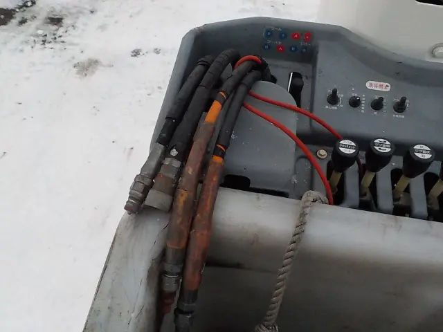 いすゞ エルフ SKG-NKR85YN(2WD)の写真19