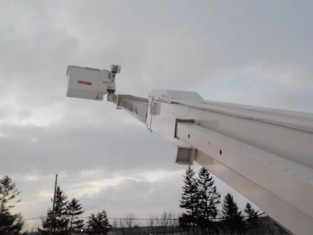 いすゞ エルフ SKG-NKR85YN(2WD)の写真31