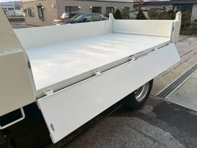 いすゞ エルフ BDG-NKS85ANの写真9