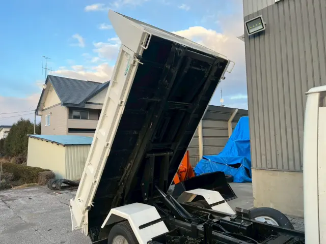 いすゞ エルフ BDG-NKS85ANの写真23