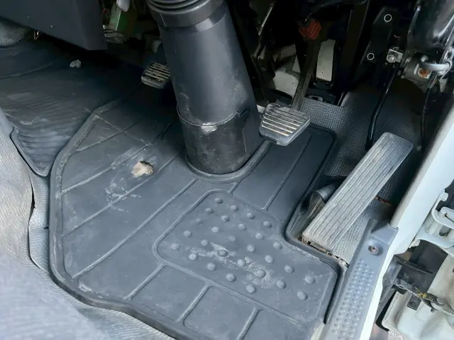 いすゞ エルフ BDG-NKS85ANの写真36