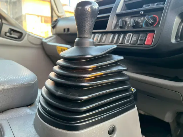 日野 デュトロ TKG-ZXU700Xの写真34