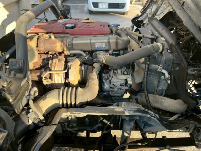 日野 デュトロ TKG-ZXU700Xの写真40