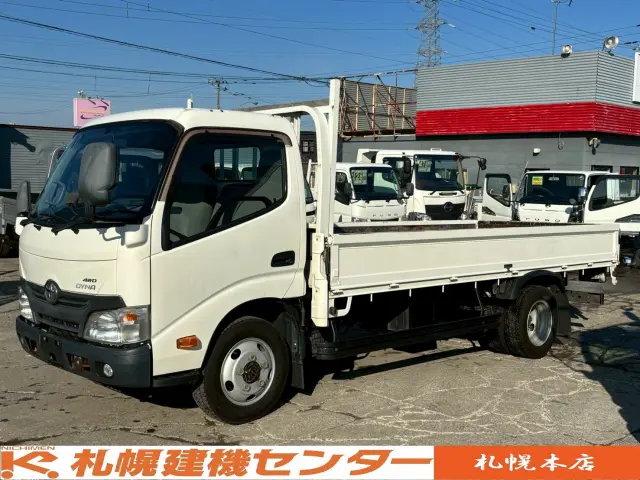 トヨタ ダイナ TKG-XZU695(4WD)の写真1