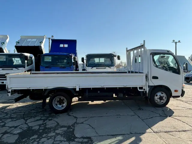 トヨタ ダイナ TKG-XZU695(4WD)の写真8