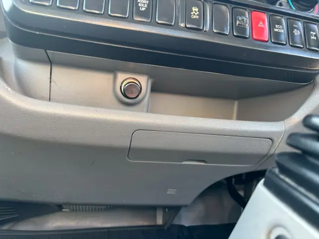 トヨタ ダイナ TKG-XZU695(4WD)の写真22