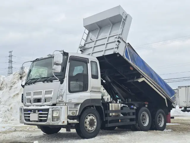 いすゞ ギガ QKG-CXZ77AT(未入力/関係無)の写真1