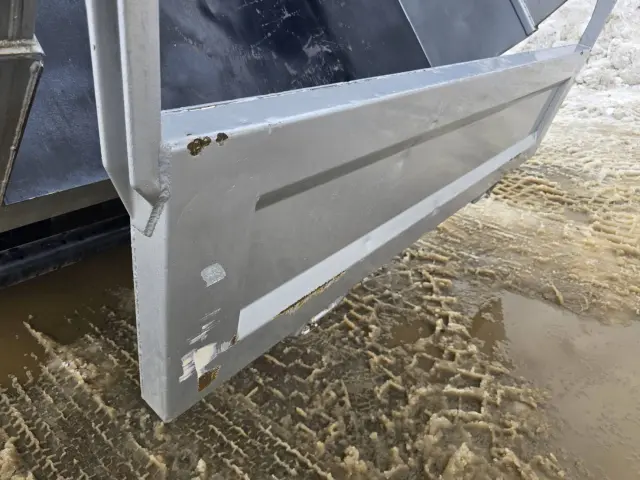 いすゞ ギガ QKG-CXZ77AT(未入力/関係無)の写真12