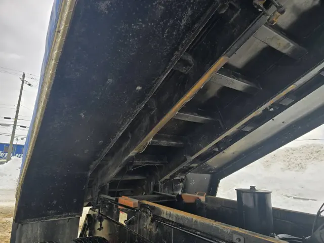 いすゞ ギガ QKG-CXZ77AT(未入力/関係無)の写真16