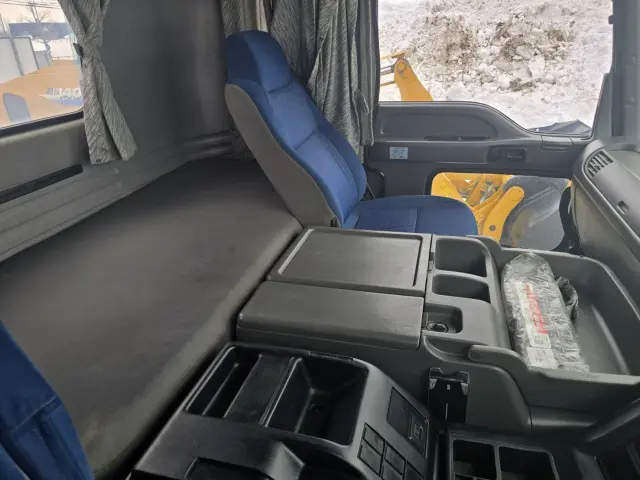 いすゞ ギガ QKG-CXZ77AT(未入力/関係無)の写真22