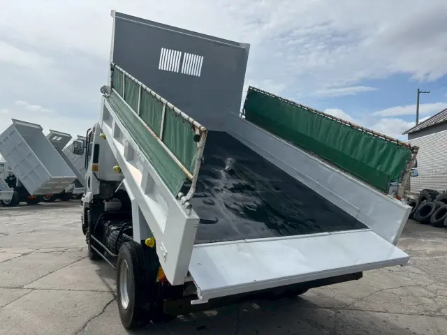 いすゞ フォワード SKG-FRR90S1(2WD)の写真6