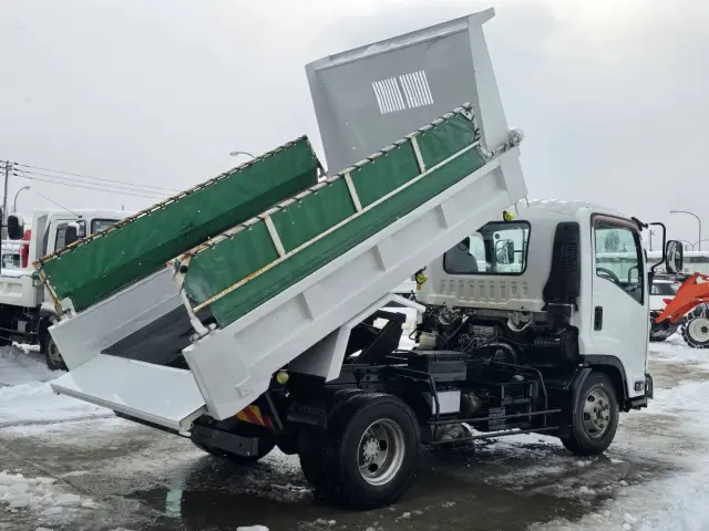 いすゞ フォワード SKG-FRR90S1(2WD)の写真9