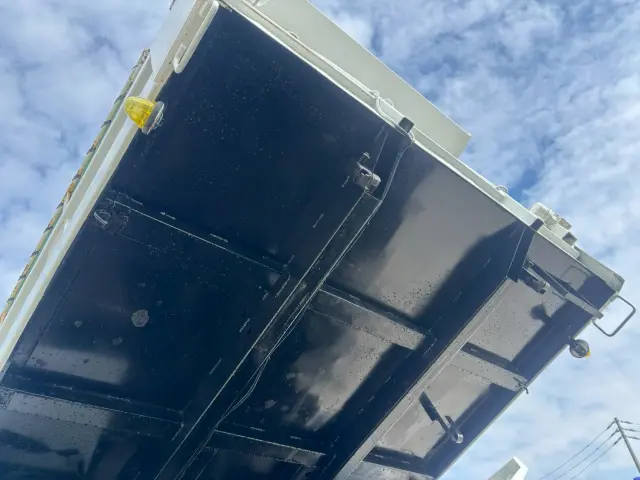 いすゞ フォワード SKG-FRR90S1(2WD)の写真14