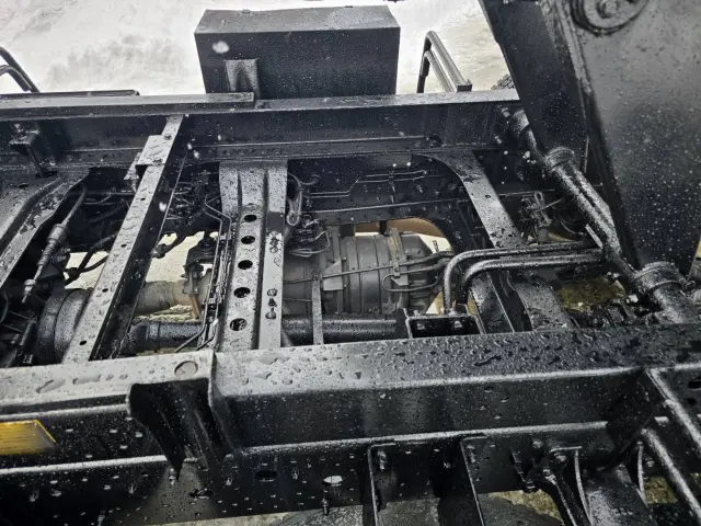 いすゞ フォワード SKG-FRR90S1(2WD)の写真21