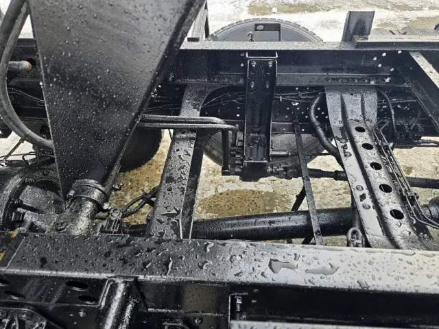 いすゞ フォワード SKG-FRR90S1(2WD)の写真23