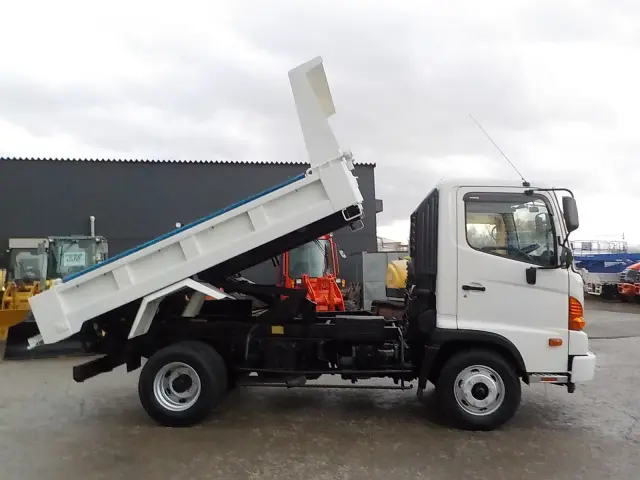 日野 レンジャー TKG-FC9JCAP(2WD)の写真4