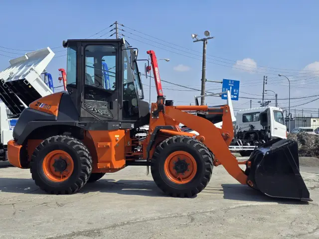 日立 ZW80S-5B YDN-H80(4WD)の写真4