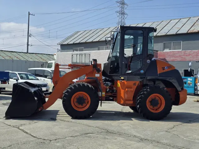 日立 ZW80S-5B YDN-H80(4WD)の写真5