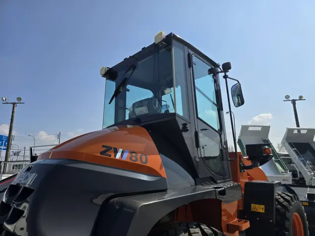 日立 ZW80S-5B YDN-H80(4WD)の写真12