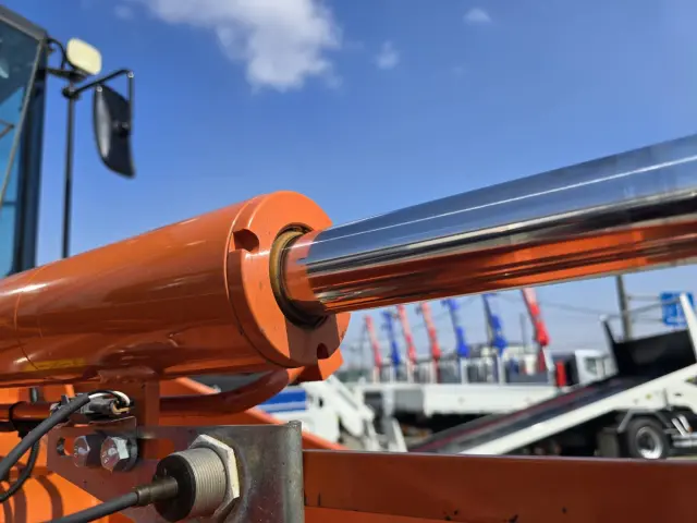 日立 ZW80S-5B YDN-H80(4WD)の写真14