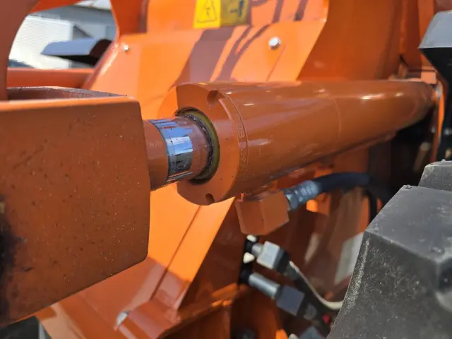 日立 ZW80S-5B YDN-H80(4WD)の写真15