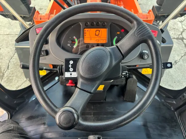 日立 ZW80S-5B YDN-H80(4WD)の写真24