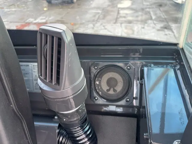 日立 ZW80S-5B YDN-H80(4WD)の写真32