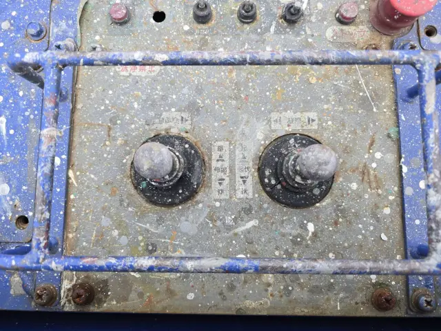 いすゞ エルフ PB-NKR81N(2WD)の写真18