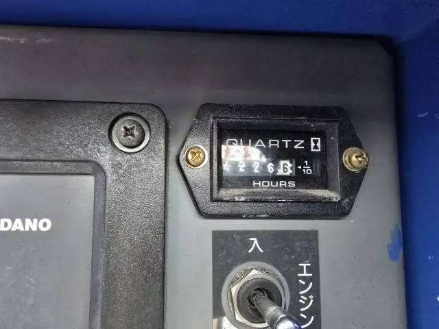 いすゞ エルフ PB-NKR81N(2WD)の写真21