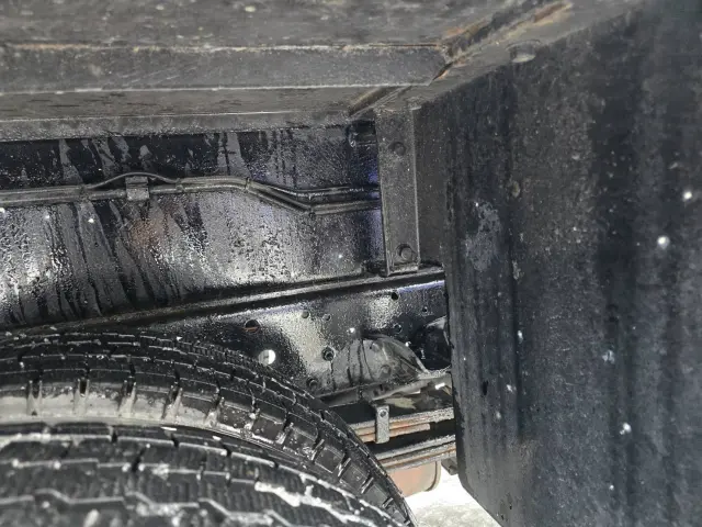 いすゞ エルフ PB-NKR81N(2WD)の写真27