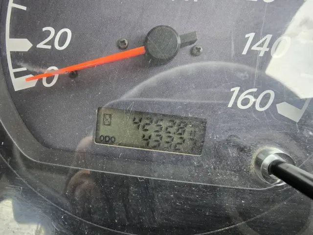 いすゞ エルフ PB-NKR81N(2WD)の写真32