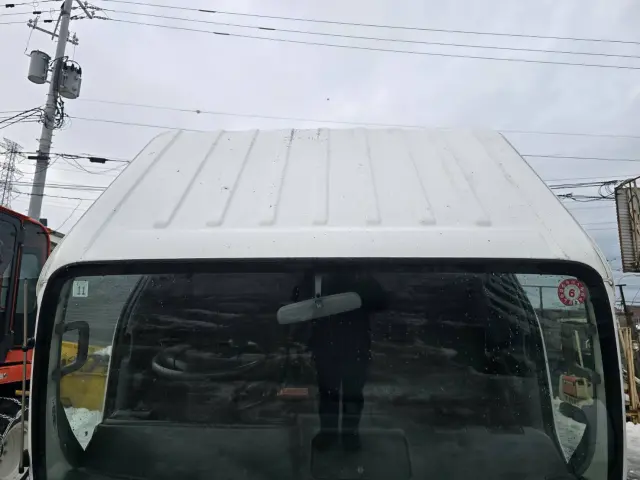 いすゞ エルフ PB-NKR81N(2WD)の写真45