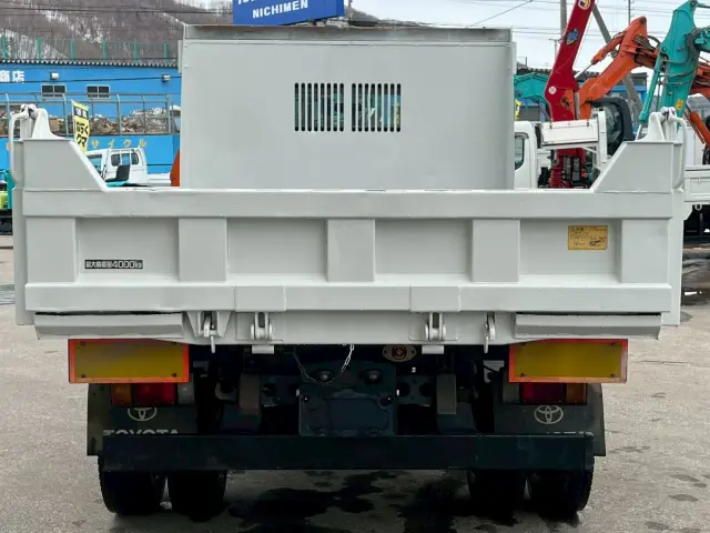 トヨタ ダイナ PB-XZU404Aの写真11