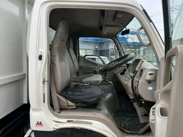 トヨタ ダイナ PB-XZU404Aの写真44